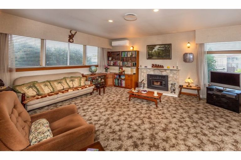 Photo of property in 13 Cradock Street, South New Brighton, Christchurch, 8062