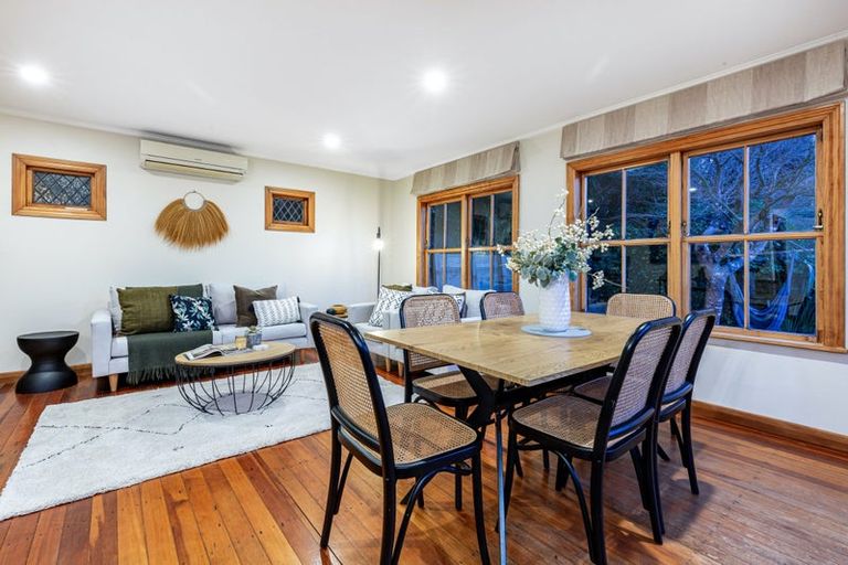 Photo of property in 28 Kiriwai Road, Paremata, Porirua, 5024