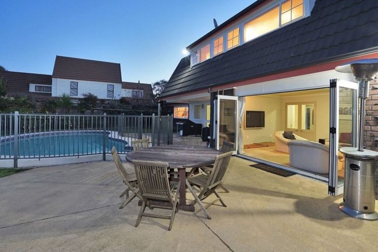 Photo of property in 23 Burn-murdoch Street, St Andrews, Hamilton, 3200