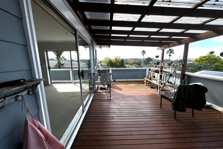 Photo of property in 19 Aquarius Avenue, Glen Eden, Auckland, 0602