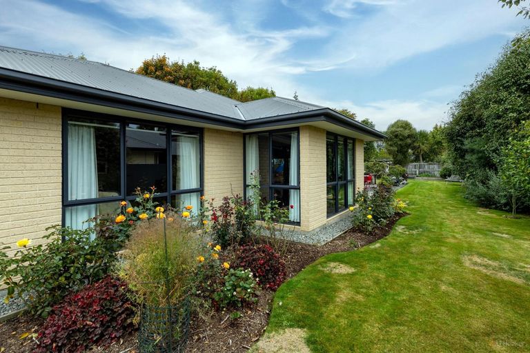 Photo of property in 266 Talbot Street, Geraldine, 7930