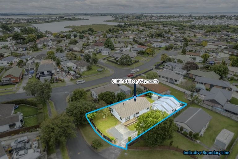 Photo of property in 6 Rhine Place, Weymouth, Auckland, 2103
