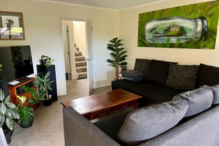 Photo of property in 2/3a City View Terrace, Birkenhead, Auckland, 0626