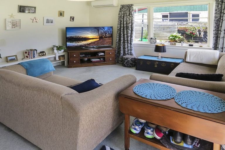 Photo of property in 64 Rowan Avenue, Aranui, Christchurch, 8061