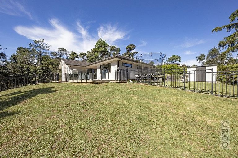 Photo of property in 22c Sunnyvale Road, Swanson, Auckland, 0614