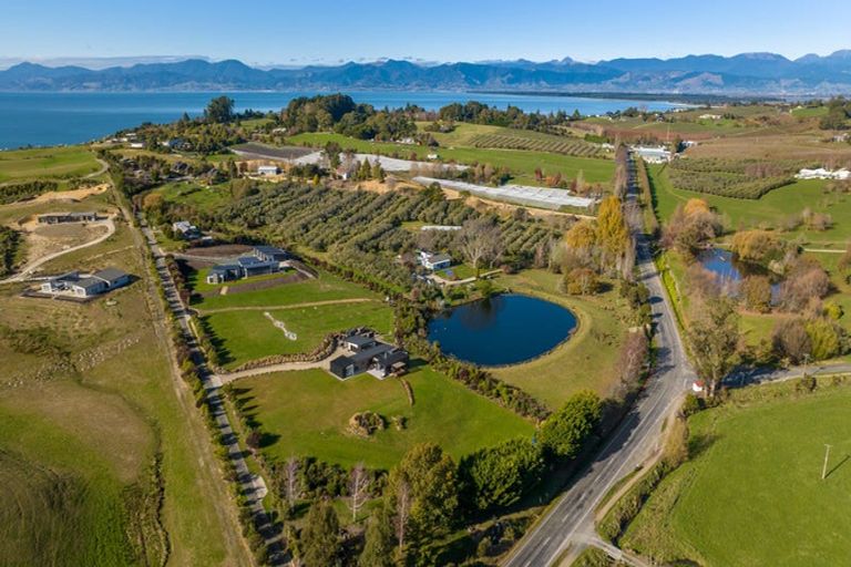 Photo of property in 142 Aporo Road, Tasman, Upper Moutere, 7173