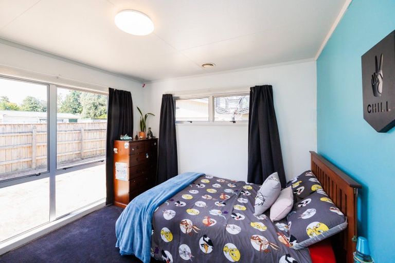 Photo of property in 29 Stillwater Place, Westbrook, Palmerston North, 4412