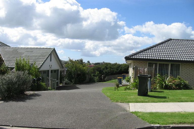 Photo of property in 492a Don Buck Road, Massey, Auckland, 0614