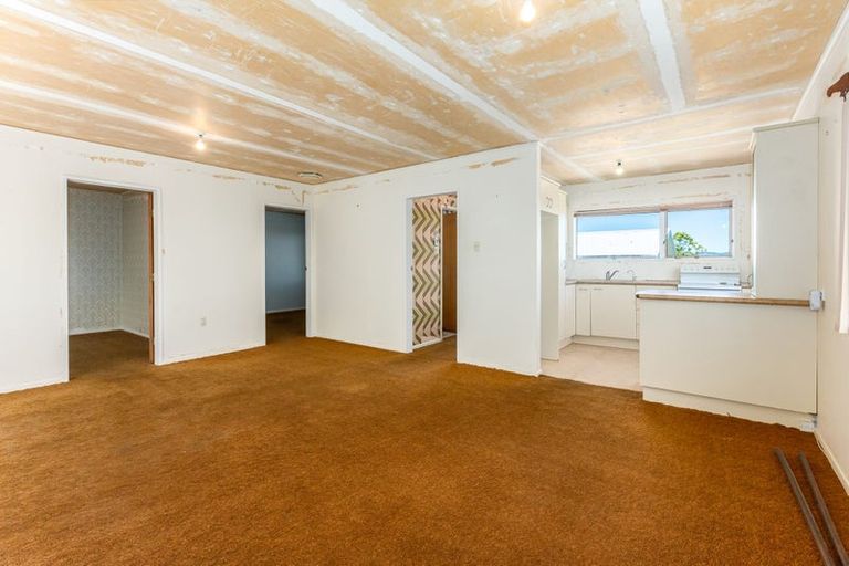 Photo of property in 30a The Track, Plimmerton, Porirua, 5026