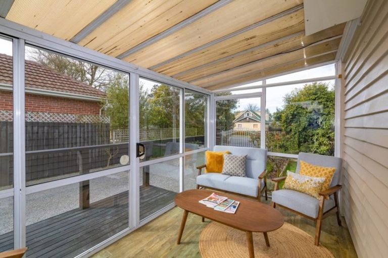 Photo of property in 35 North Parade, Richmond, Christchurch, 8013
