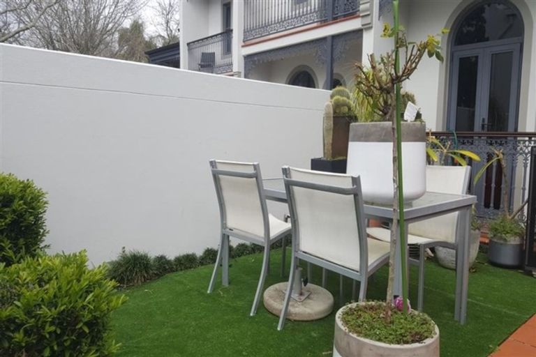 Photo of property in 15/177 Hurstmere Road, Takapuna, Auckland, 0622