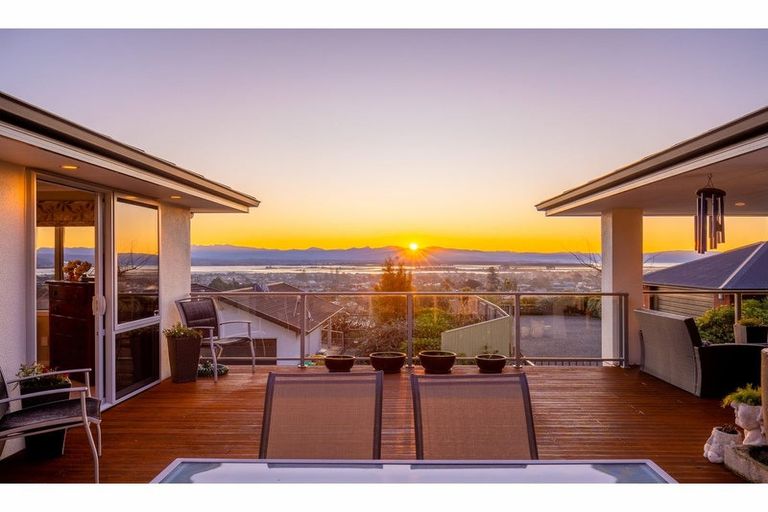 Photo of property in 9 Berkshire Place, Stoke, Nelson, 7011