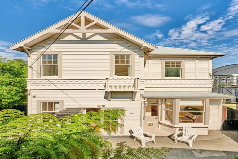 Photo of property in 57 Bolton Street, Kelburn, Wellington, 6012
