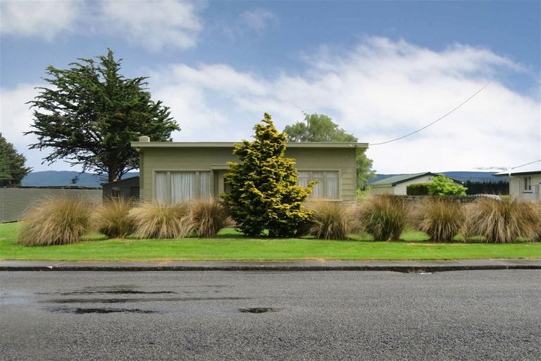 Photo of property in 71 Kruger Street, Balfour, 9779