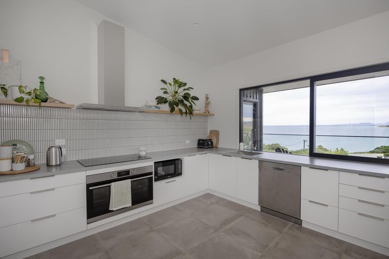 Photo of property in 30 Chambers Street, Kakanui, Oamaru, 9495