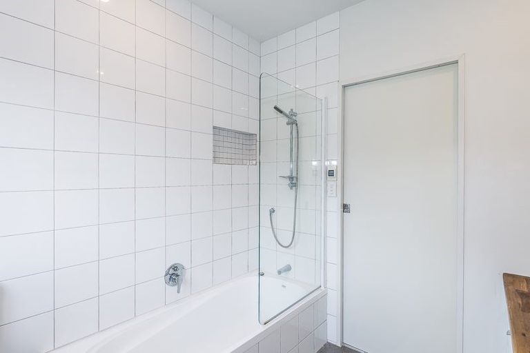 Photo of property in 86 Muri Road, Pukerua Bay, 5026