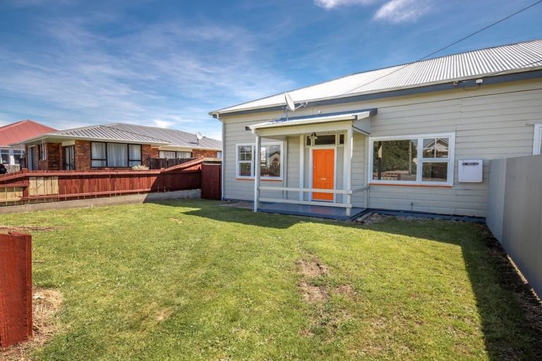 Photo of property in 82-84 Queen Street, Westport, 7825