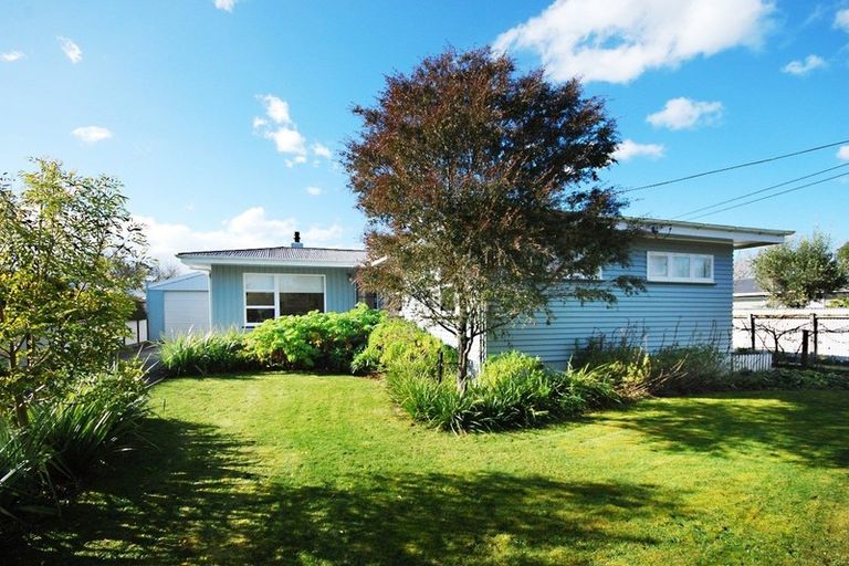 Photo of property in 67 Kuratawhiti Street, Greytown, 5712