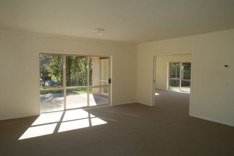 Photo of property in 120 Maui Pomare Road, Nikau Valley, Paraparaumu, 5032