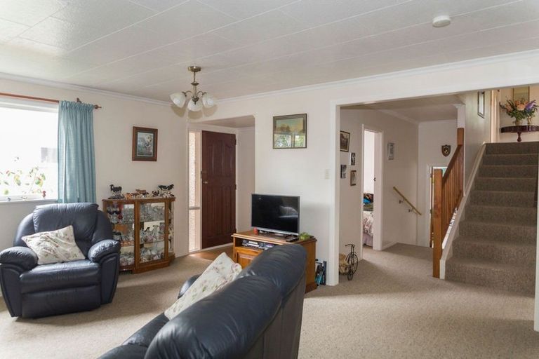 Photo of property in 26 Victoria Avenue, Dannevirke, 4930