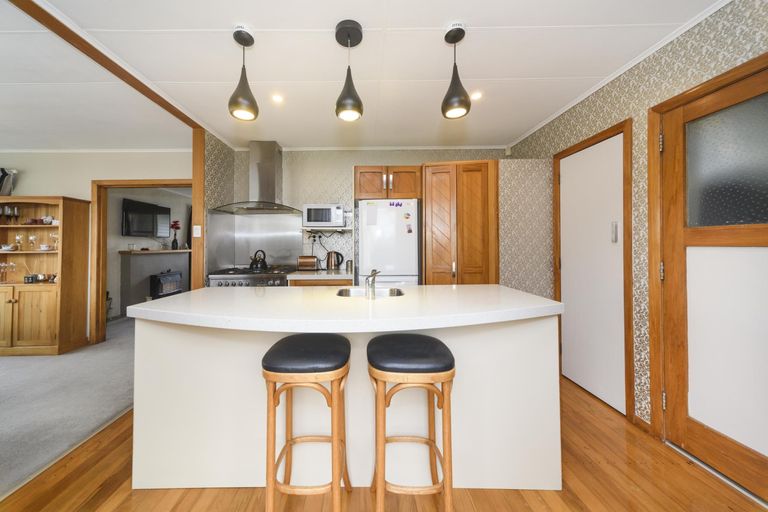 Photo of property in 76 Watershed Road, Bunnythorpe, Palmerston North, 4470