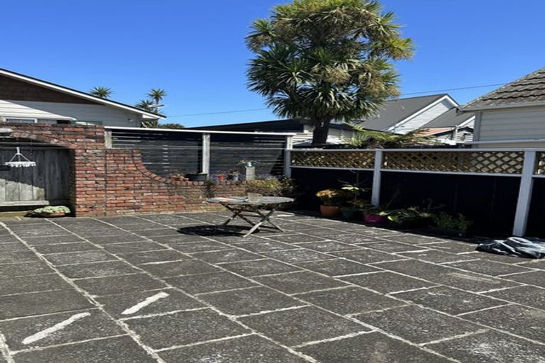 Photo of property in 72 Constable Street, Newtown, Wellington, 6021