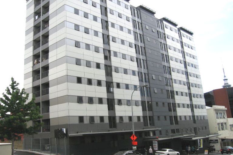 Photo of property in Kiwi On Queen Apartments, 714/421 Queen Street, Auckland Central, Auckland, 1010