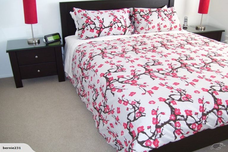 Photo of property in 2/10 Raewyn Place, Pakuranga, Auckland, 2010