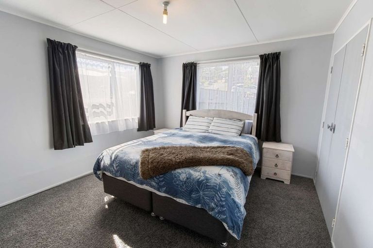 Photo of property in 40 Conclusion Street, Ascot Park, Porirua, 5024