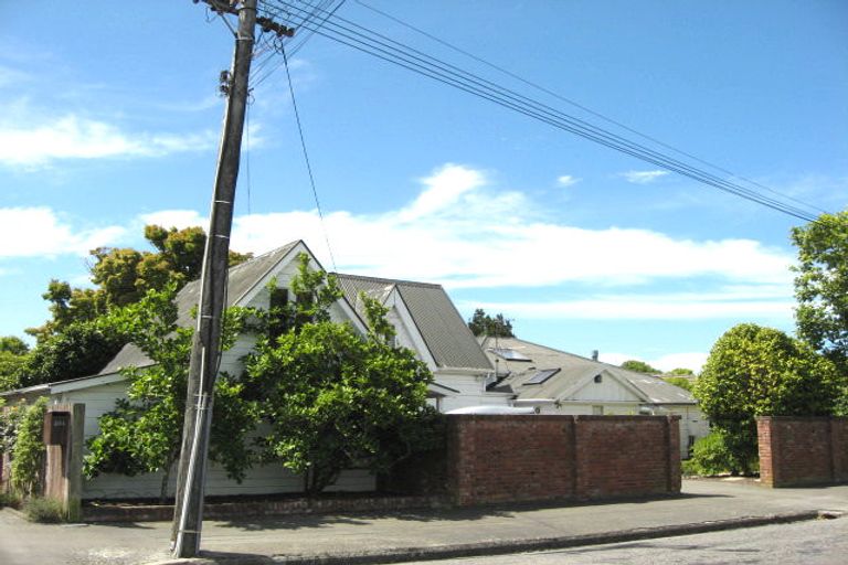 Photo of property in 30 Wroxton Terrace, Merivale, Christchurch, 8014