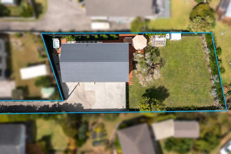 Photo of property in 122a Birkdale Road, Birkdale, Auckland, 0626