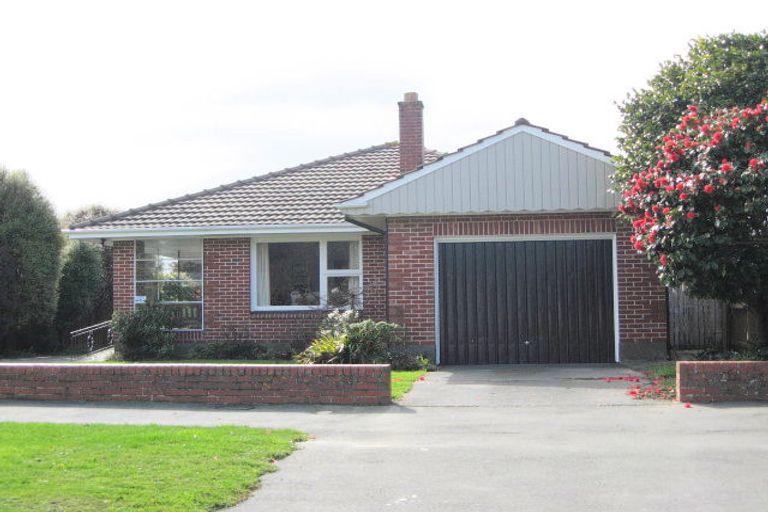Photo of property in 30 Remuera Avenue, Cashmere, Christchurch, 8022