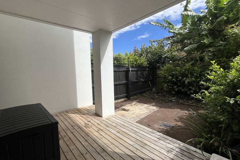 Photo of property in 74 Tukari Lane, Mangere Bridge, Auckland, 2022