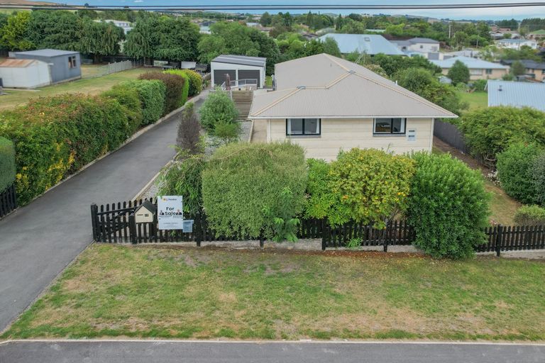 Photo of property in 15 Argyle Street, Weston, Oamaru, 9401