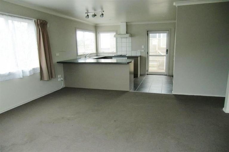 Photo of property in 85 Ngamotu Road, Spotswood, New Plymouth, 4310