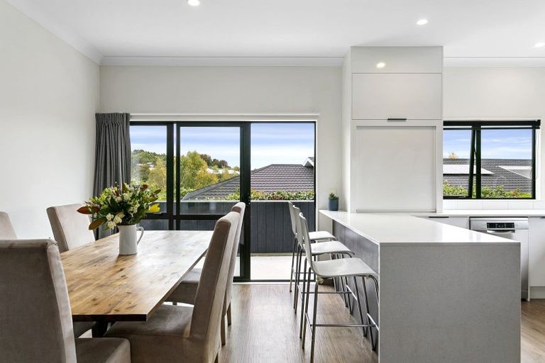 Photo of property in 2/73 Harvey Street, Waipahihi, Taupo, 3330