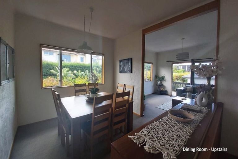 Photo of property in 84a Marine Parade, Mellons Bay, Auckland, 2014