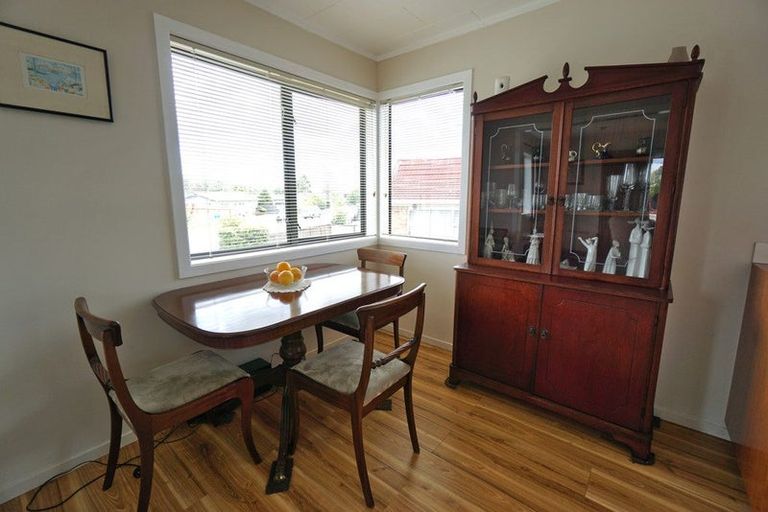 Photo of property in 77 Bremworth Avenue, Dinsdale, Hamilton, 3204