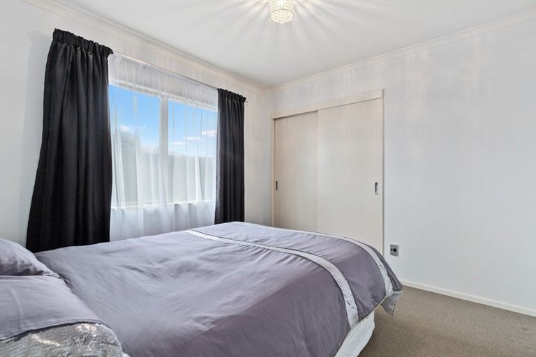 Photo of property in 12 Parkwood Place, Huntington, Hamilton, 3210