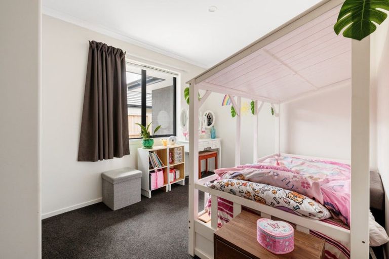 Photo of property in 81 Pakanga Grove, Pyes Pa, Tauranga, 3112