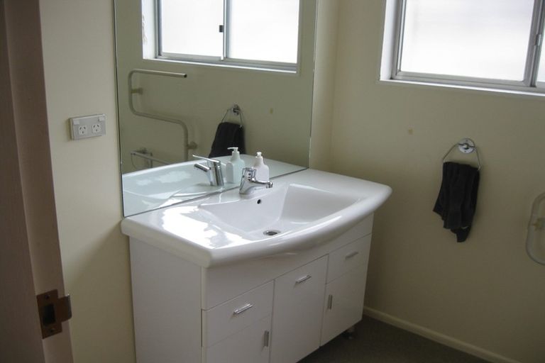 Photo of property in 13a Barraud Street, Avalon, Lower Hutt, 5011