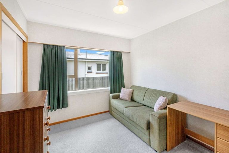 Photo of property in 69 Robertson Street, Gore, 9710