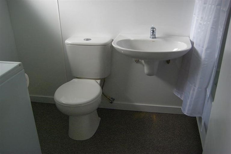 Photo of property in 1/225 Edgeware Road, Edgeware, Christchurch, 8013