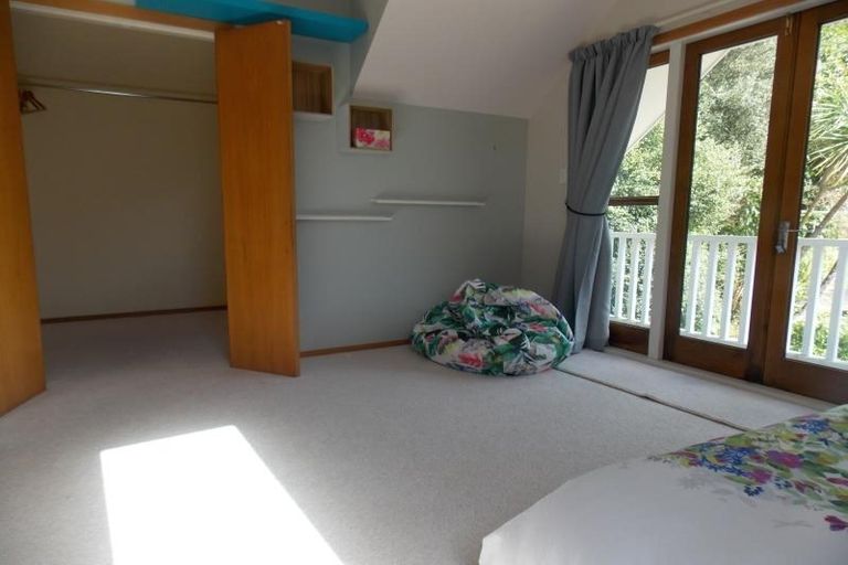 Photo of property in 50 Baroda Street, Khandallah, Wellington, 6035