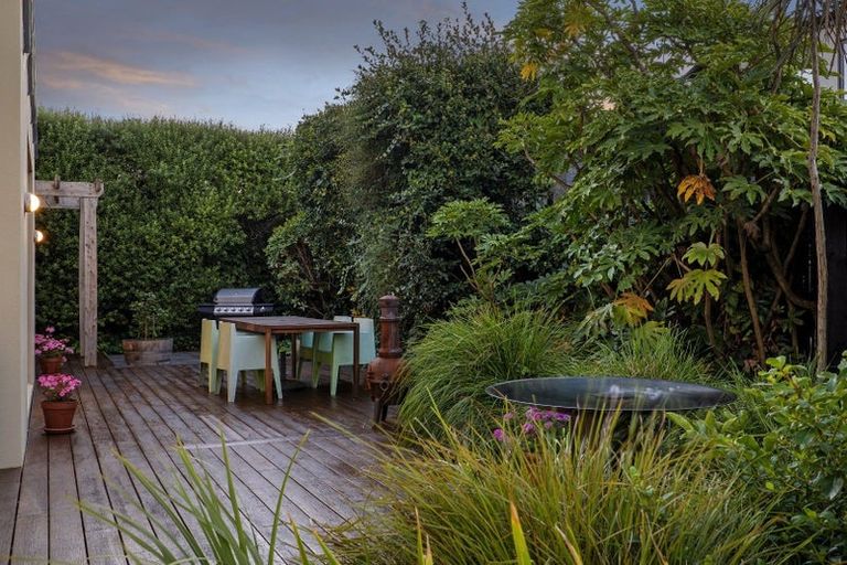 Photo of property in 9 Taylors Avenue, Bryndwr, Christchurch, 8052