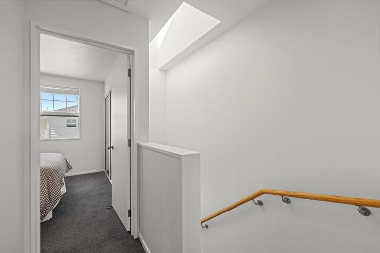 Photo of property in 2/42 Woodville Street, Edgeware, Christchurch, 8013