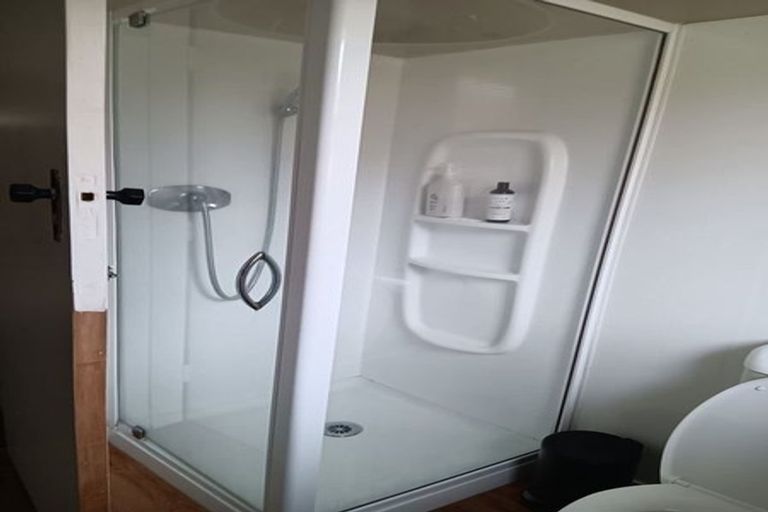 Photo of property in 16 Craven Street, Sockburn, Christchurch, 8042