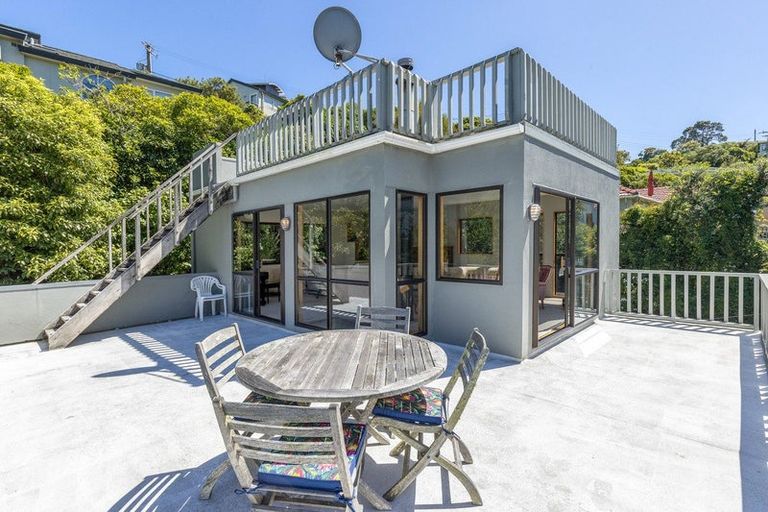 Photo of property in 21 Gordon Road, Plimmerton, Porirua, 5026