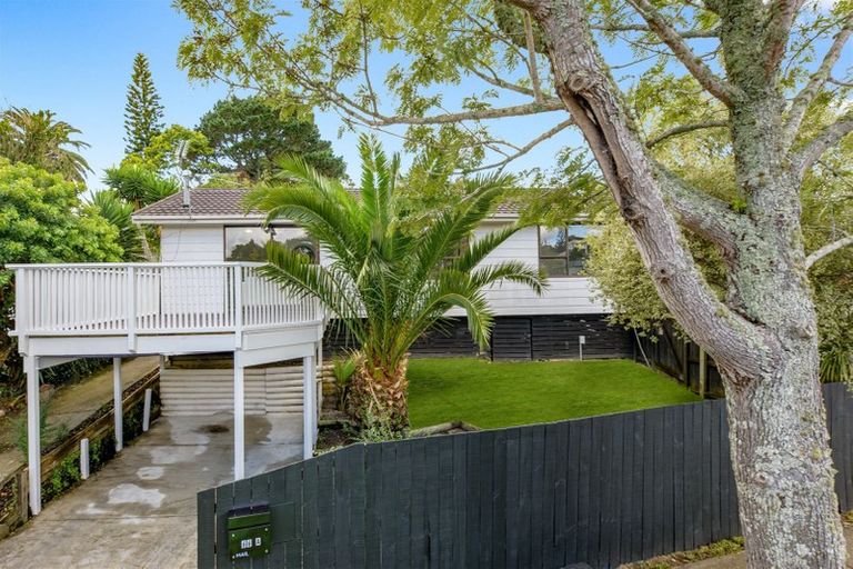 Photo of property in 1/66 Kamara Road, Glen Eden, Auckland, 0602