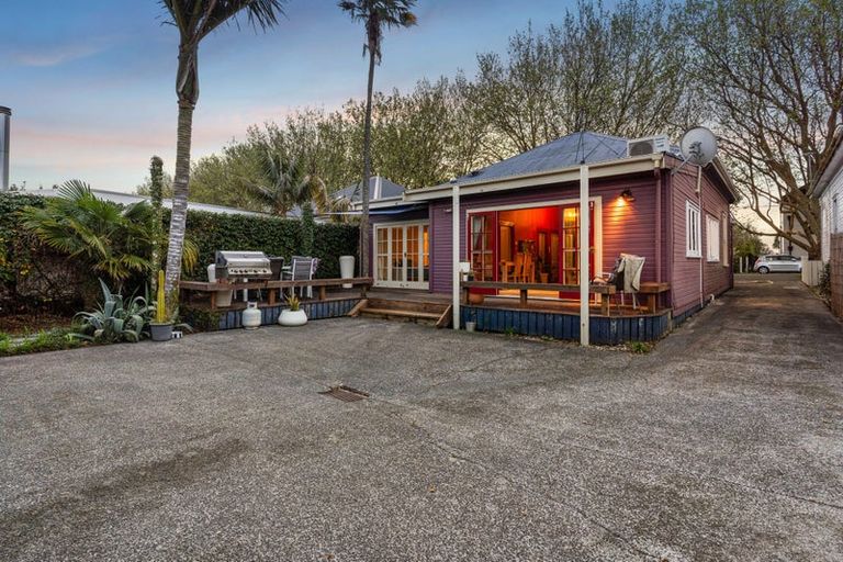 Photo of property in 12 Francis Street, Grey Lynn, Auckland, 1021